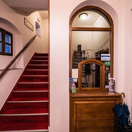 Hotel Koruna براكتايس المظهر الخارجي الصورة